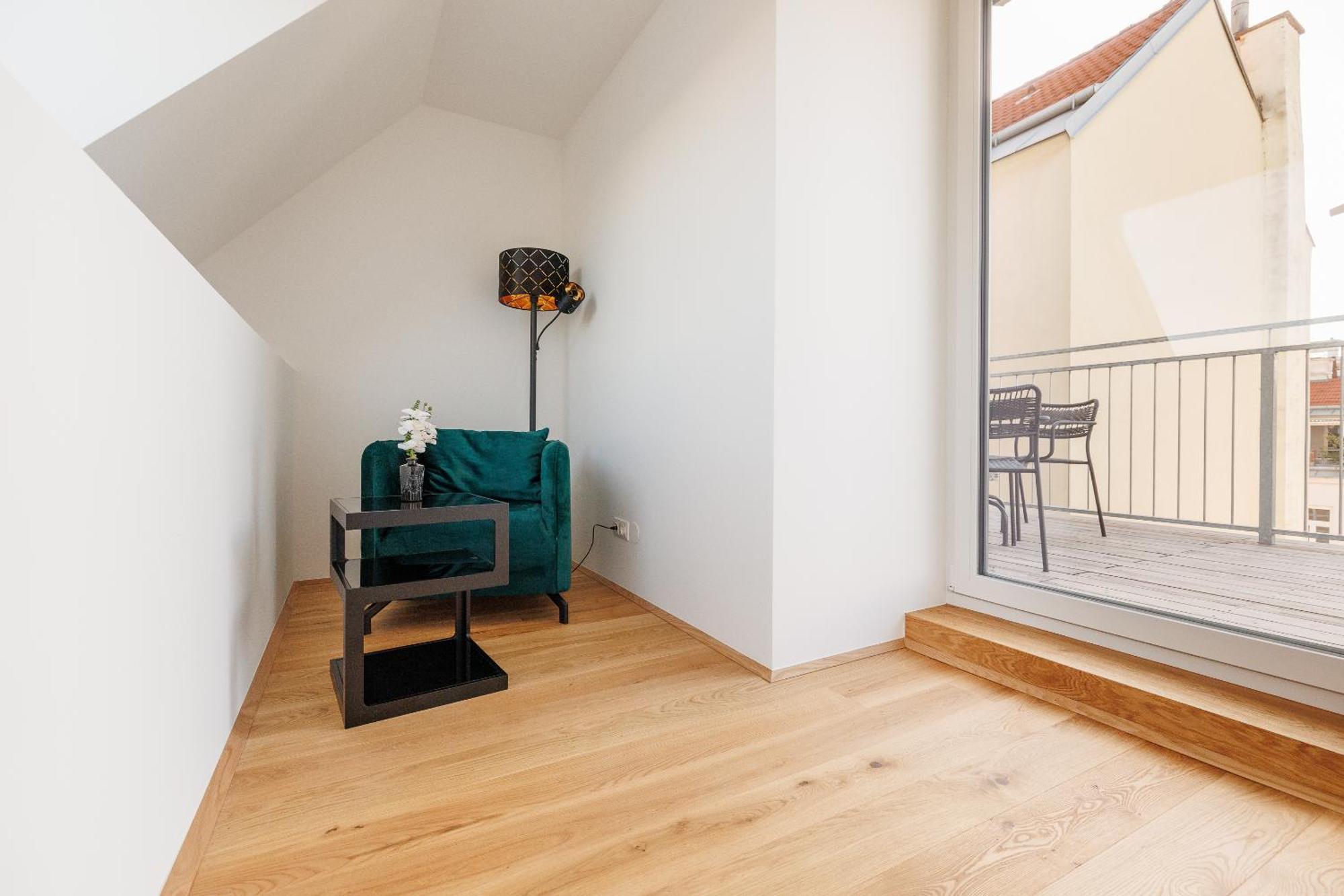 Symphony Apartments 42 - Modern Loft With Terrace And Grill In Central Location Viena Exterior foto